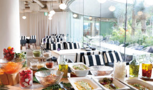 TOOTH TOOTH GARDEN RESTAURANTにて開催中の｢店内ビアガーデン｣